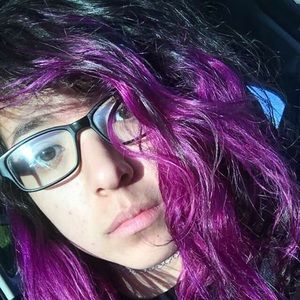 Meet your Posher, Yennifer